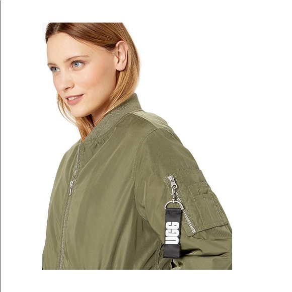 UGG Women’s Frances Oversized Bomber - Picture 9 of 16